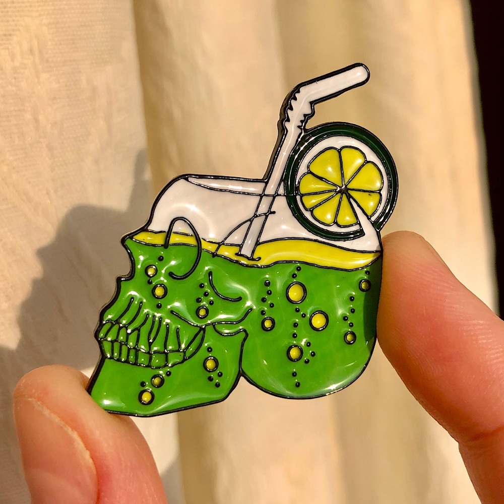 💀 Limeade Skull Pin